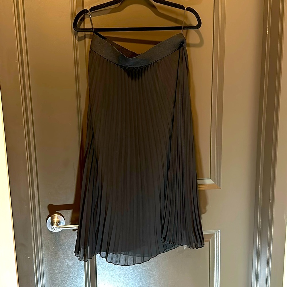DKNY Black skirt